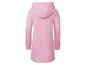 Ein rosafarbenes Hoodie-Kleid.
