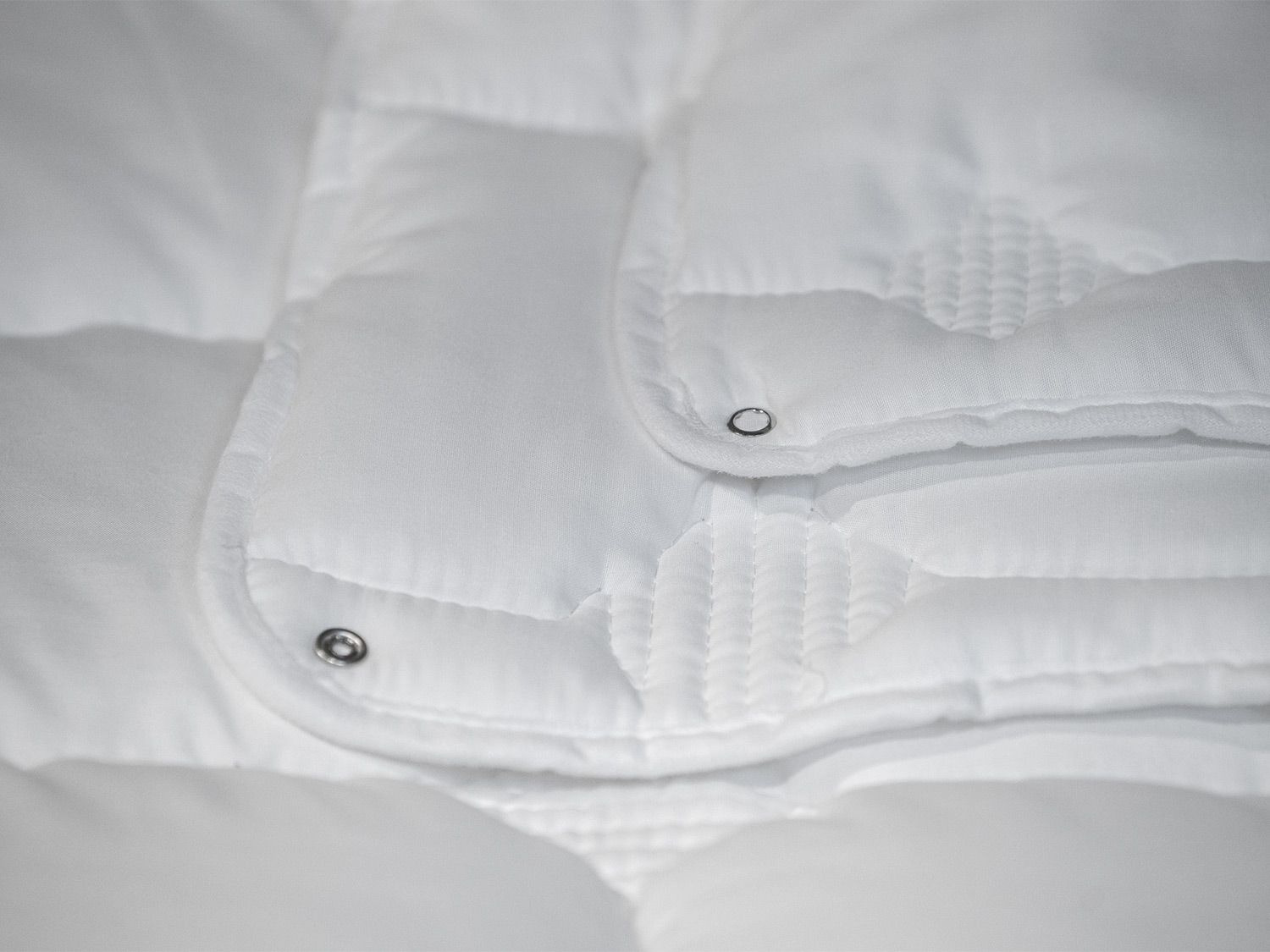 BeCo Vierjahreszeiten-Bettdecke »Medibett Cotton Soft«…