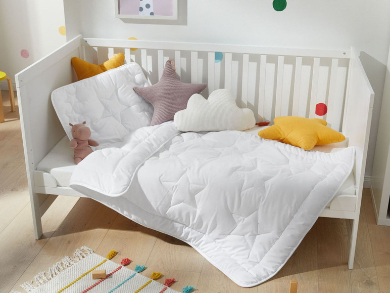 Gehe zu Vollbildansicht: MERADISO® Kleinkinder Betten-Set, 2-teilig, 135 x 100 cm, mit Sternen-Steppung - Bild 7