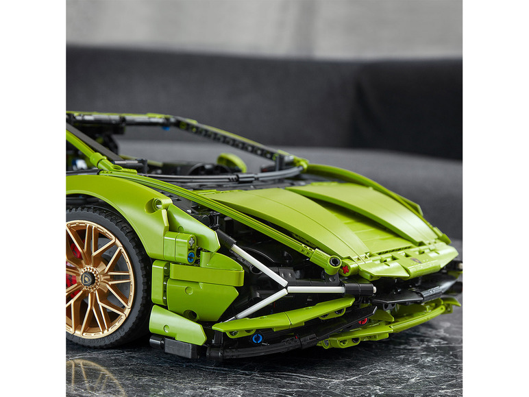 Gehe zu Vollbildansicht: LEGO® Technic 42115 »Lamborghini Sián FKP 37« - Bild 25