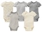 Baby-Bodys mit Bärenprint, Streifen und einfarbig grau.