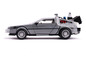 Ein silbernes DeLorean-Modell.