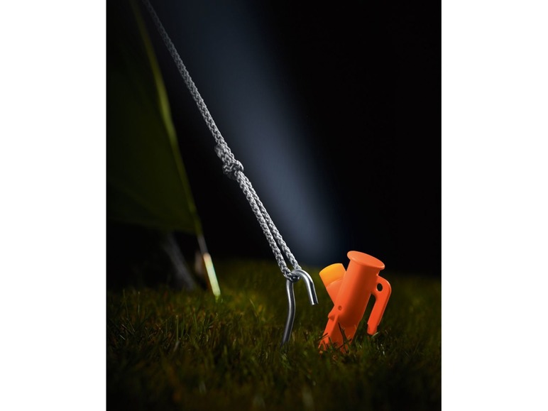 Gehe zu Vollbildansicht: CRIVIT® LED Zelt-Heringe, 12 Stunden Leuchtdauer, für Wald- und Wiesenböden - Bild 3