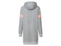 Graues Hoodie-Kleid mit rosa Akzenten.