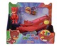 PJ Masks Owlette Spielfigur und ihr fliegendes Auto.