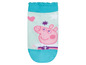Peppa Pig Socken mit rosa Schwein auf grünem Hintergrund.