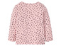Rosa Langarmshirt mit Punkten.