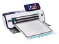 Ein Brother ScanNCut Schneideplotter mit einer Schneidematte.