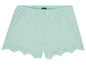 Mintgrüne Shorts mit weißem Blumenmuster und Spitze.