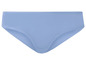 Hellblaue Damen-Unterhose.