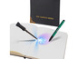 Ein Harry Potter Tagebuch mit Zauberstab und grünem Stift.