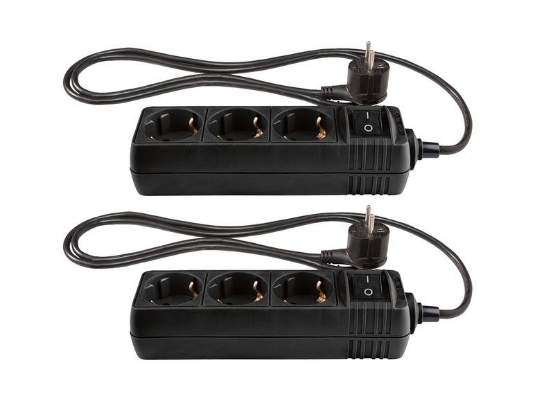 Zwei schwarze Steckdosenleisten mit je drei Steckdosen.