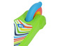 Ein grüner Roller mit Regenbogen-Details und einem Schildkröten-Logo.