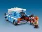 LEGO Harry Potter Set mit dem Ford Anglia und Minifiguren von Harry Potter und Ron Weasley.