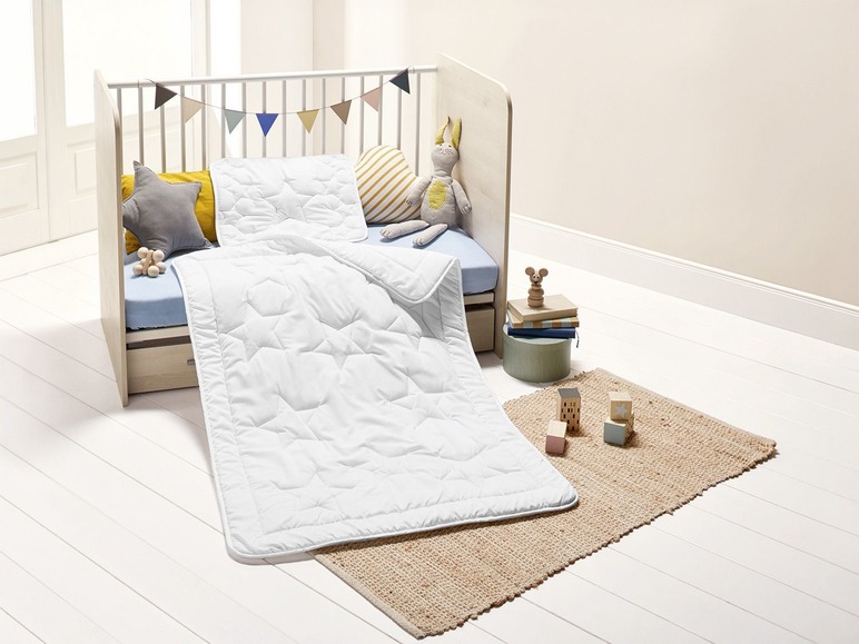 Gehe zu Vollbildansicht: MERADISO® Kinder Betten Set, 100 x 135 cm Steppdecke, mit Kopfkissen, Polyesterfüllung - Bild 3