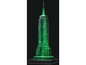 Ein grünes 3D-Puzzle-Modell des Empire State Buildings.