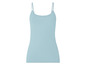 Ein hellblaues Tanktop.