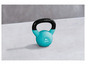 Eine blaue 6 kg Kettlebell für Fitnessübungen.