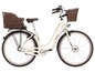 Ein weißes Fischer E-Bike mit zwei Körben.