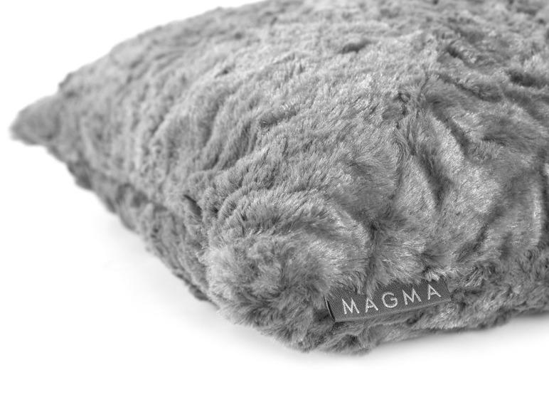 Gehe zu Vollbildansicht: MAGMA Deko-Kissen Fluffy 45x45 cm - Bild 7
