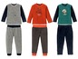 Drei Sets Kinderpyjamas mit langen Ärmeln in Grau, Orange und Grün mit verschiedenen Prints.