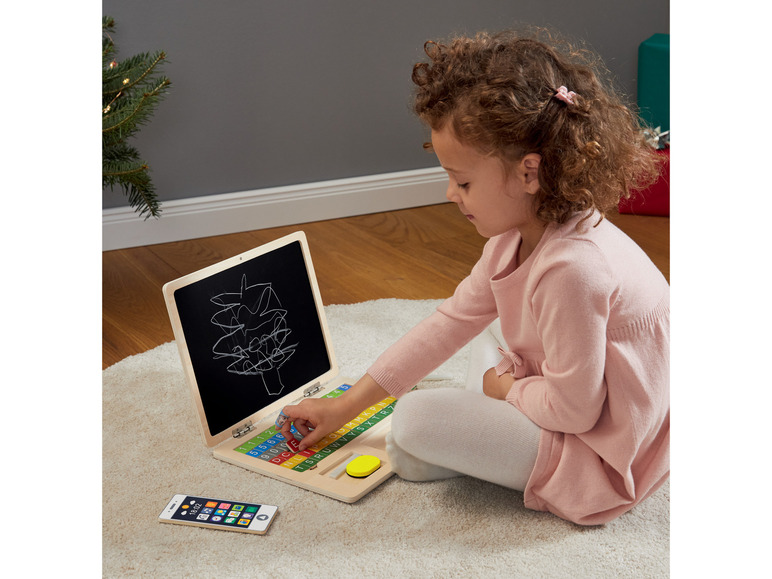 Playtive Holzspielzeug Kinder-Laptop, mit Zeichen Zahlen, Buchstaben