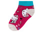Eine rosa Socke mit Hello Kitty-Motiv