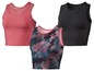Drei Sport-BHs: Rosa mit Mesh, Schwarz und Camouflage.
