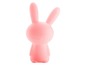 Ein rosafarbenes Spielzeugkaninchen.