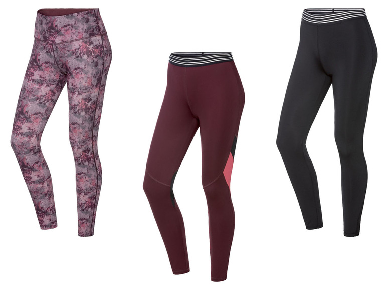 Drei Paar Leggings in verschiedenen Farben und Mustern.