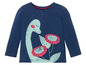 Ein dunkelblaues Langarm-Shirt für Babys mit einem Dino- und Blumenmuster.