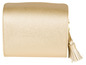 Eine goldene Clutch mit Quaste.