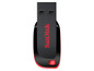 Ein schwarzer SanDisk USB-Stick.