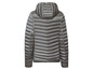 Eine graue Daunenjacke mit Kapuze