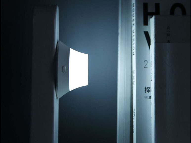 Gehe zu Vollbildansicht: Yeelight Kabelloses Ladegerät, mit Nachtlicht - Bild 10