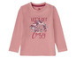 Rosa Langarmshirt mit Blumenmuster und dem Text 'Let's get cozy'