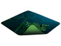 Razer Mauspad mit grüner Schlange und geometrischem Muster.