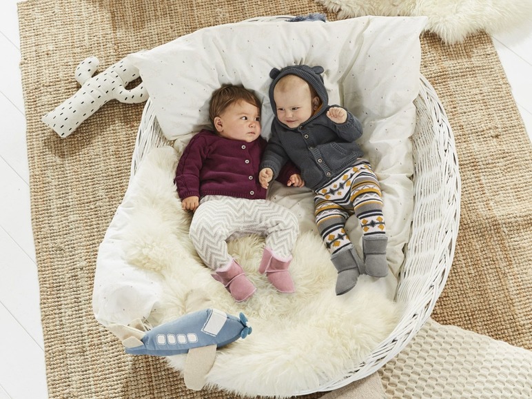 Gehe zu Vollbildansicht: LUPILU® Baby Strickjacke Jungen, mit Knöpfen, Single-Jerseyfutter, aus Bio-Baumwolle - Bild 10