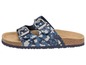 Blaue Sandalen mit Camouflage-Muster und Schnallen.