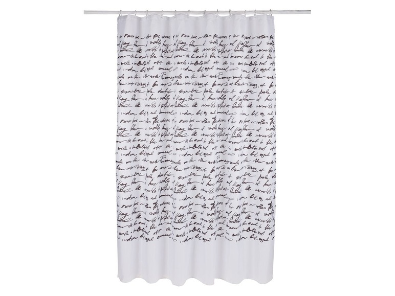Eine weiße Duschvorhang mit einem schwarz-weißen Druck von Handschrift.