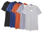 Schwarze, blaue, orangefarbene und gestreifte T-Shirts.