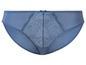 Blaue Unterhose mit Spitze.