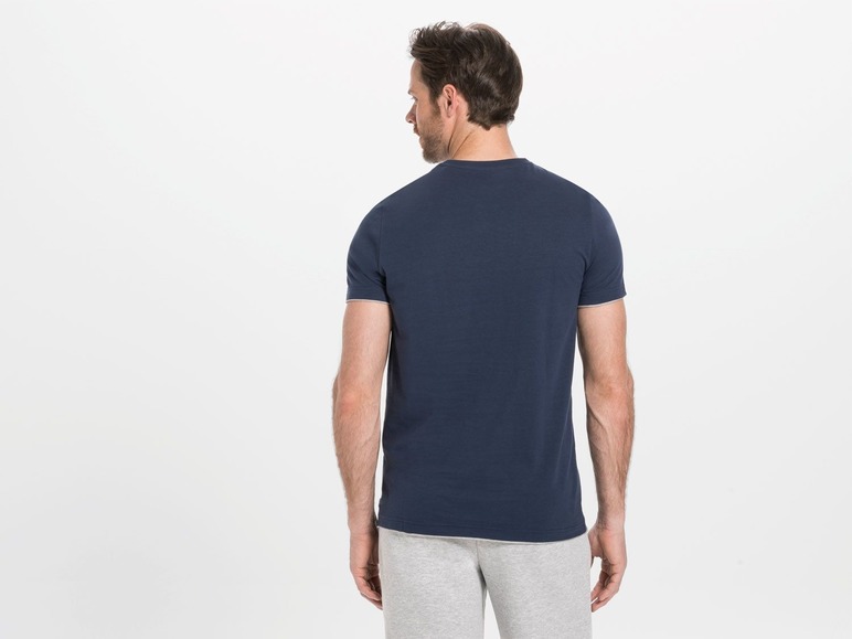 Gehe zu Vollbildansicht: LIVERGY® T-Shirt Herren, 3 Stück, mit Rundhals oder V-Ausschnitt, hoher Baumwollanteil - Bild 18