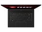 Ein schwarzes MSI-Notebook mit Tastatur und Touchpad.