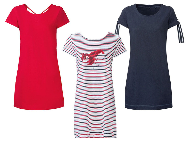 Drei Sommerkleider: ein rotes, ein gestreiftes mit einem Hummer und ein dunkelblaues.