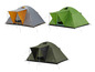 Drei Grand Canyon Zelte, ein graues mit Orange, zwei grüne.