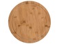Ein rundes Bambus-Schneidebrett.