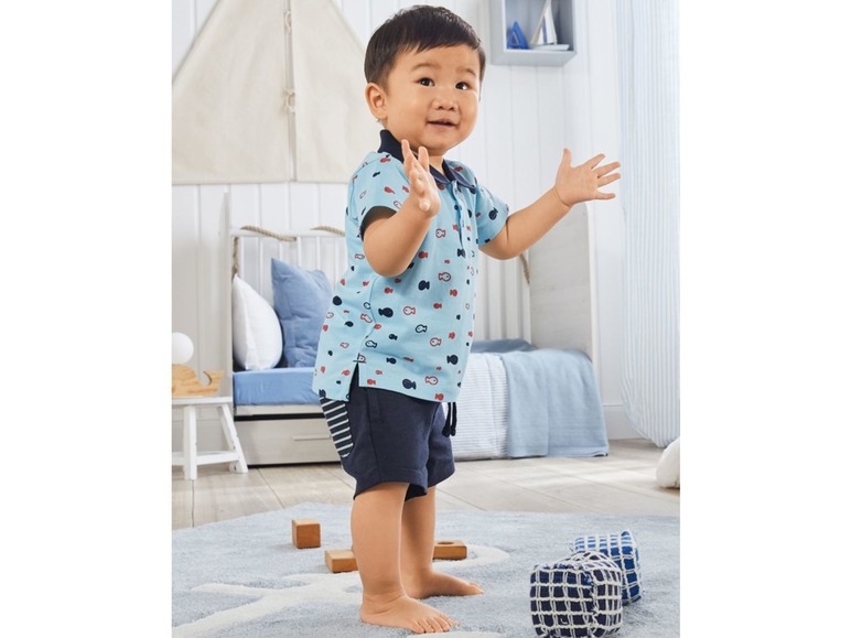 Gehe zu Vollbildansicht: LUPILU® Baby Poloshirt Jungen, mit Seitenschlitzen, verlängerte Rückseite, reine Baumwolle - Bild 5
