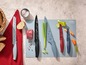 Ein Set mit vier Ernesto-Messer, darunter ein Brotmesser, ein Kochmesser, ein Schälmesser und ein Universalmesser.