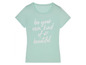 Hellgrünes T-Shirt mit dem Aufdruck 'Be your own kind of beautiful'.